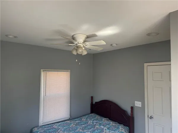 $114,000 | 11300 East 11th Street South, Independence, MO 64054