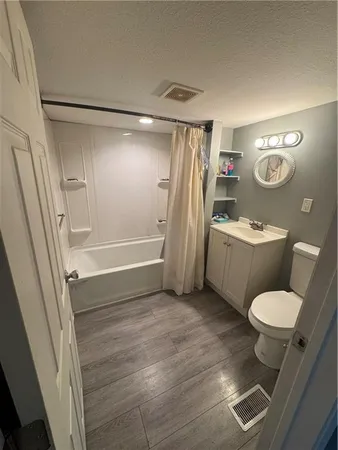 $114,000 | 11300 East 11th Street South, Independence, MO 64054