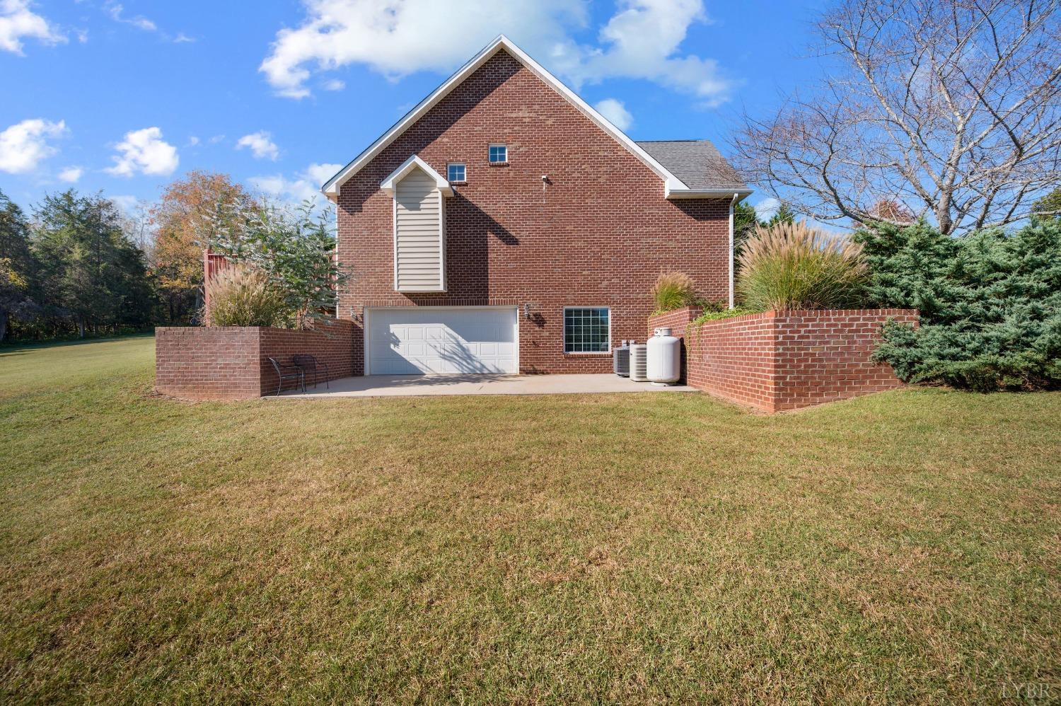 1545 Riley Run Road Forest, VA 24551 - Photo 6 of 89 Gallery Image 6