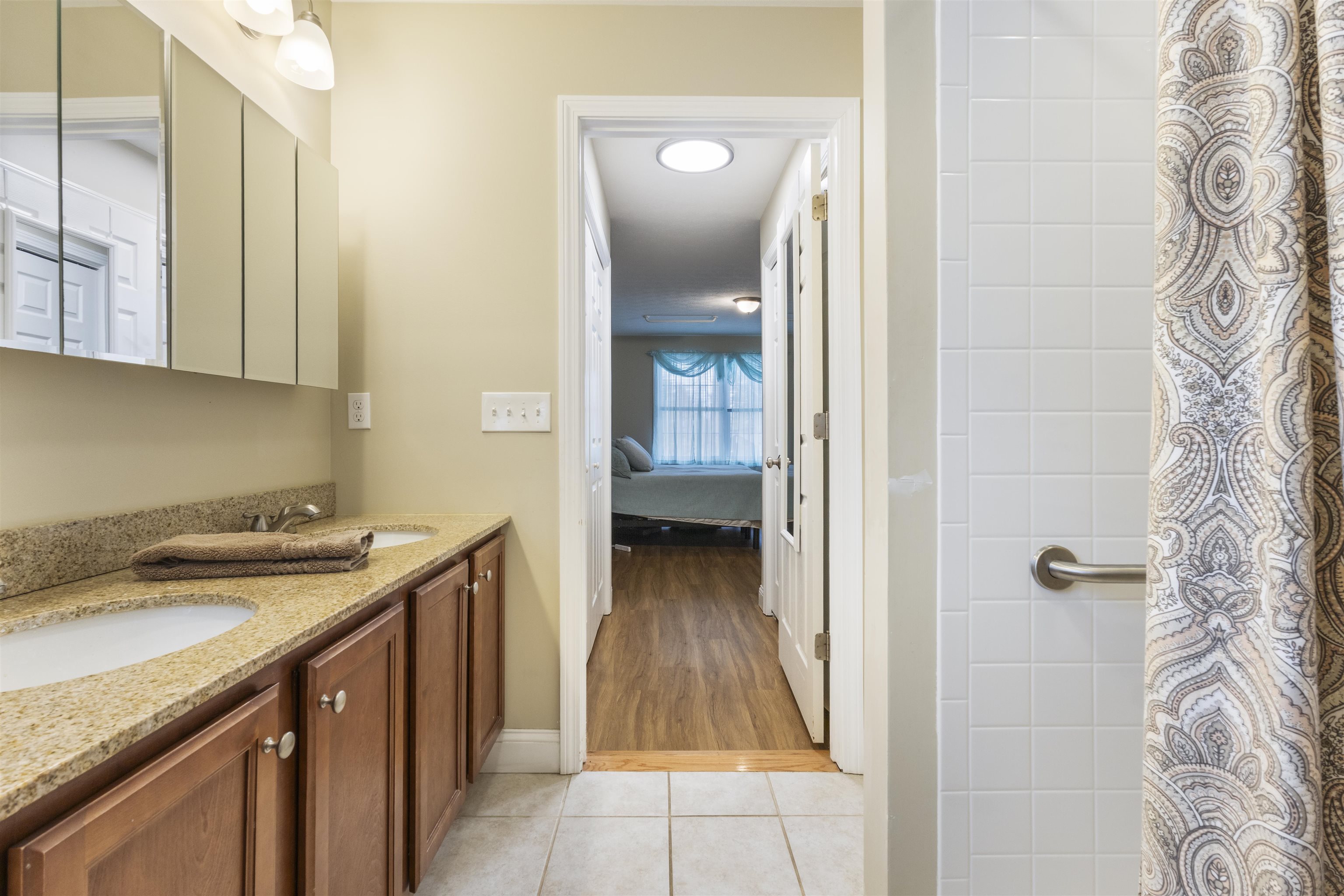 40 Hollow Ridge Drive Nashua, NH 03062 - Photo 24 of 45