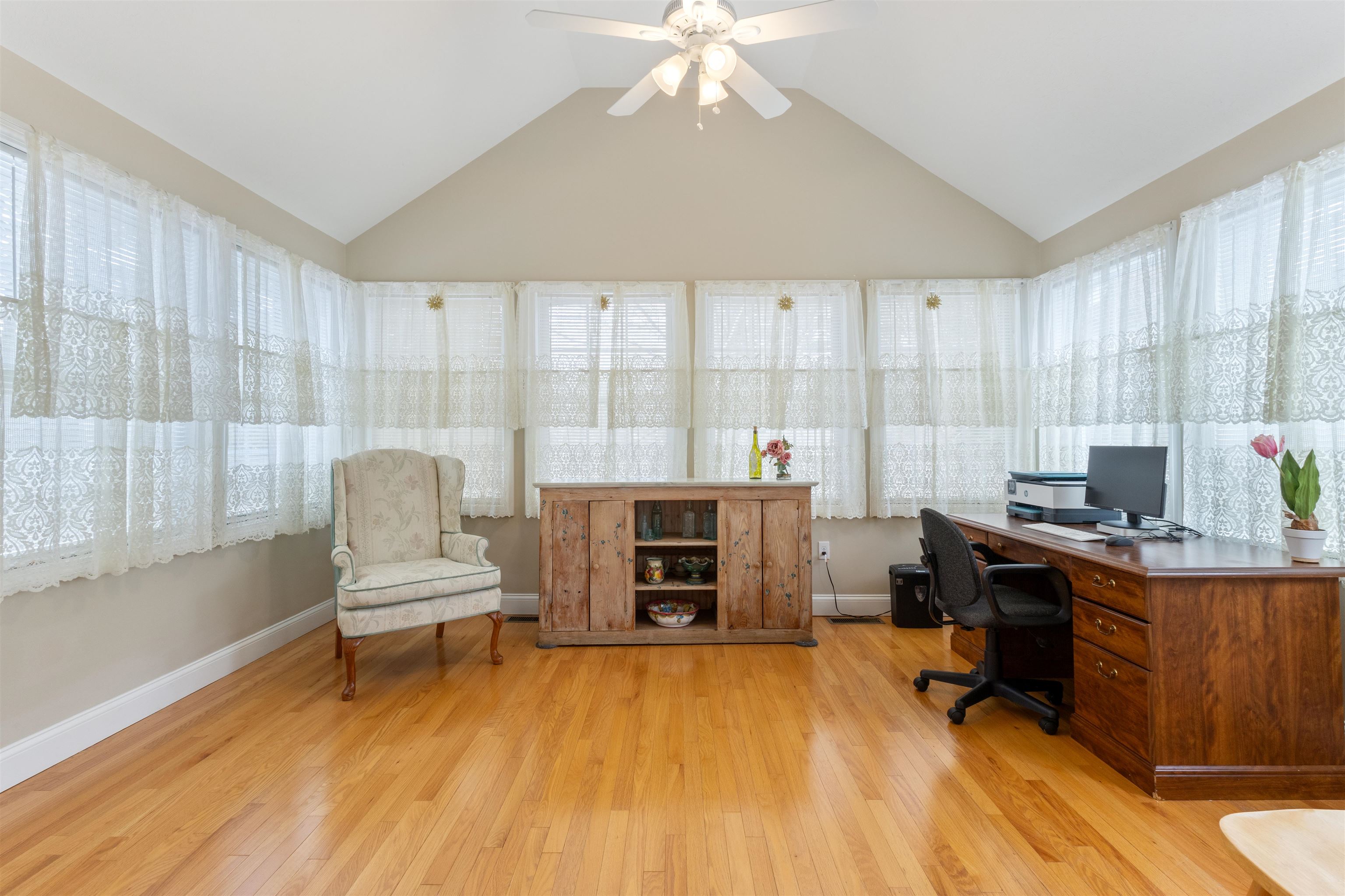 40 Hollow Ridge Drive Nashua, NH 03062 - Photo 28 of 45