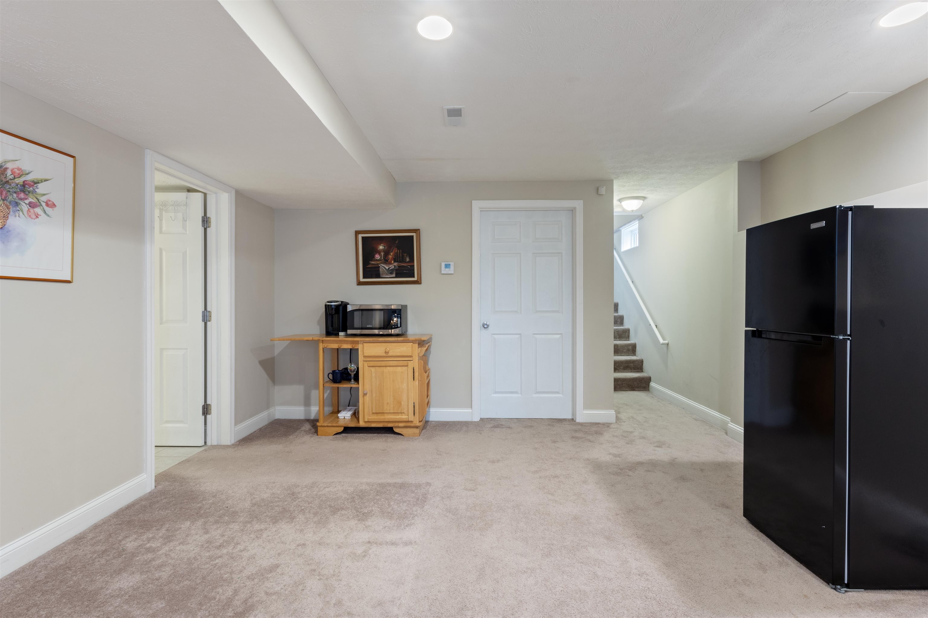 40 Hollow Ridge Drive Nashua, NH 03062 - Photo 32 of 45