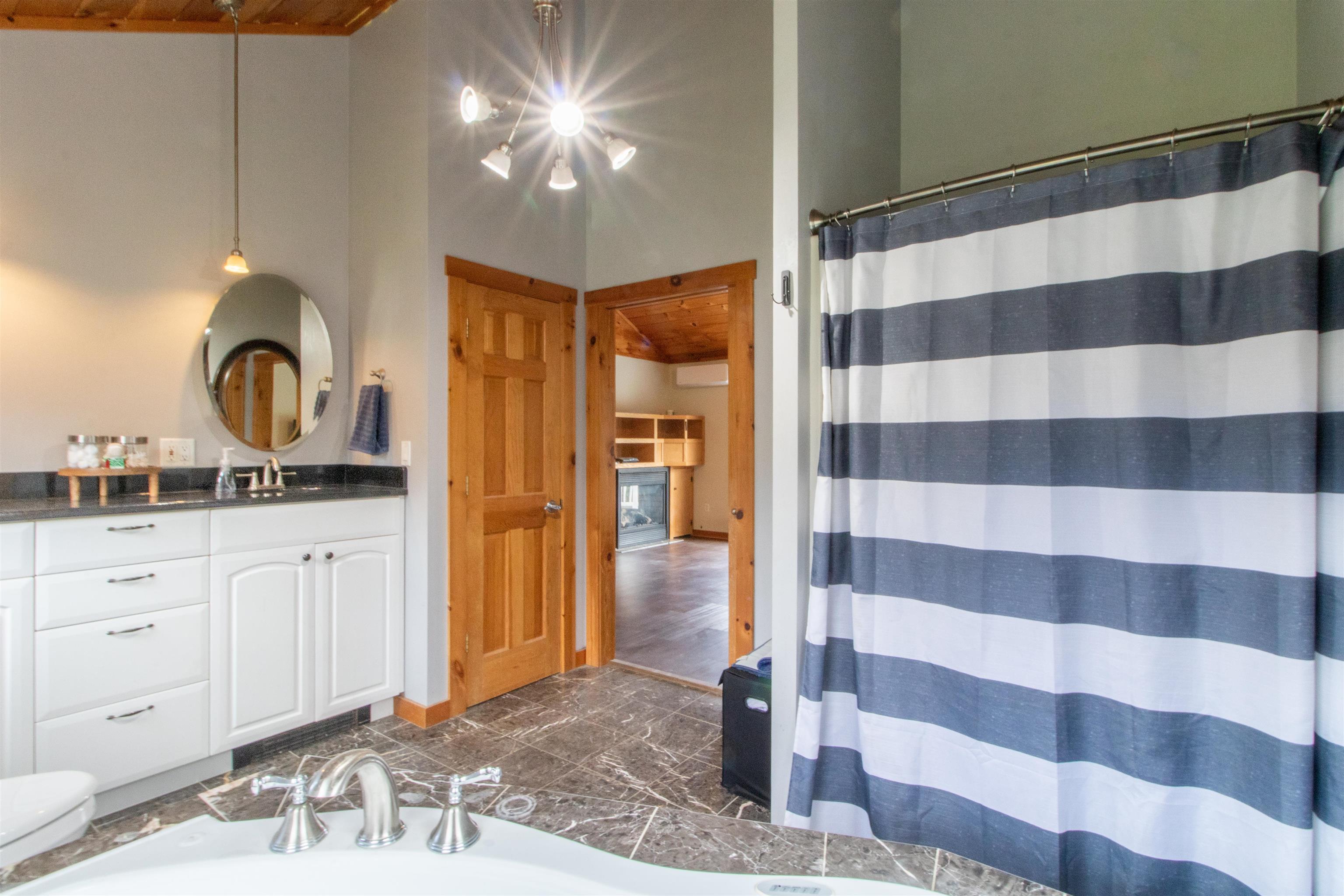 2111 Beebe Road Derby, VT 05855 - Photo 25 of 44