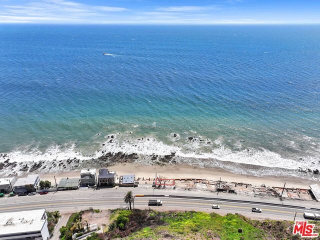 $5,695,000 | 20802 Pacific Coast Highway, Malibu, CA 90265