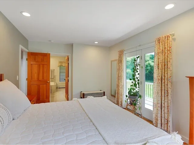 $799,000 | 640 Round Barn Road, Ferrisburgh, VT 05456