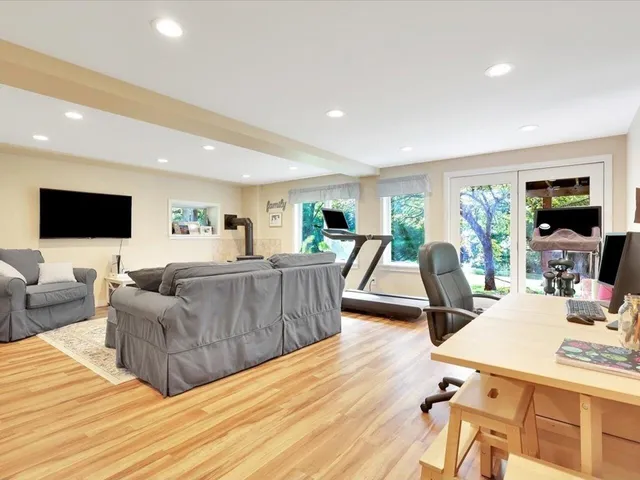 $799,000 | 640 Round Barn Road, Ferrisburgh, VT 05456