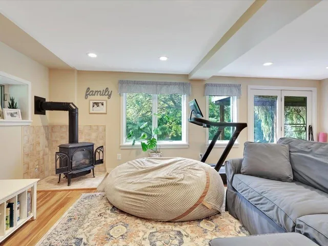 $799,000 | 640 Round Barn Road, Ferrisburgh, VT 05456