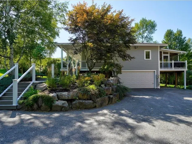 $799,000 | 640 Round Barn Road, Ferrisburgh, VT 05456