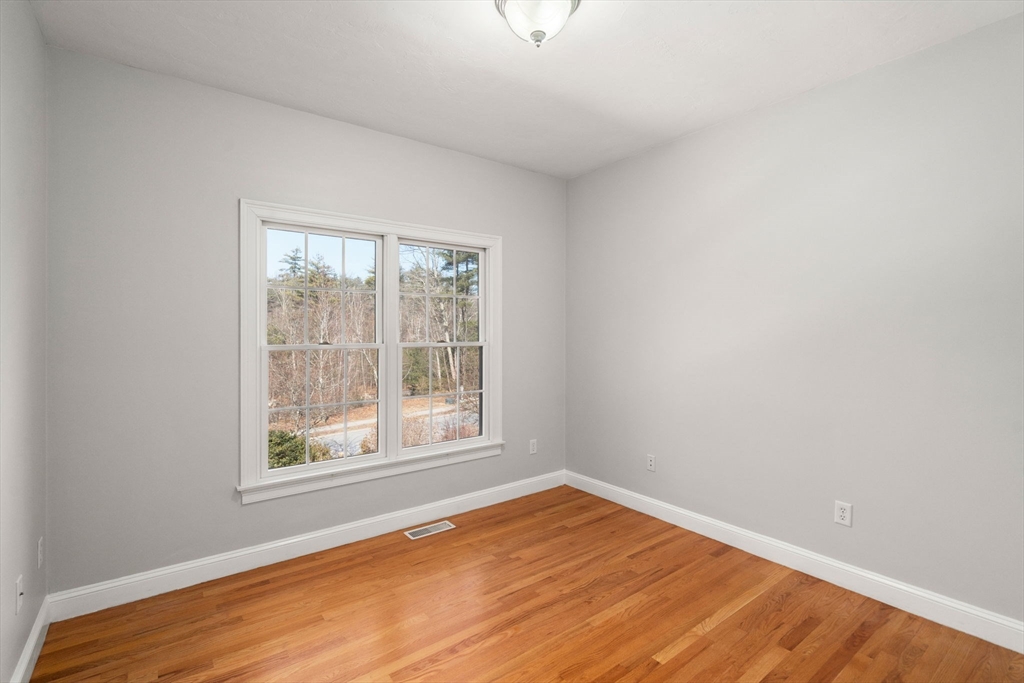 40 Sandy Ridge Road Sterling, MA 01564 - Photo 17 of 33 an empty room with a window