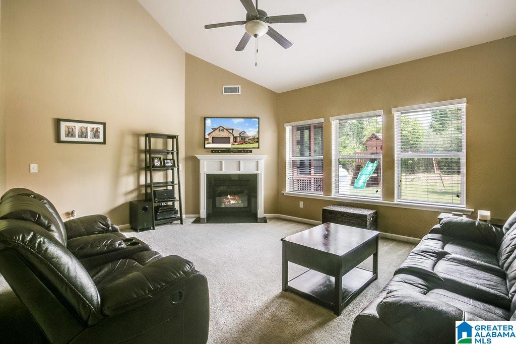 528 Horizon Street Alabaster, AL 35114 - Photo 6 of 32 Gallery Image 6