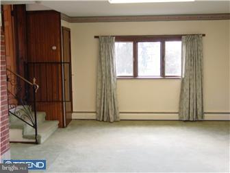 394 Eayrestown Road Southampton, NJ 08088 - Photo 11 of 12 Family Room