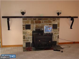 394 Eayrestown Road Southampton, NJ 08088 - Photo 12 of 12 Living Room