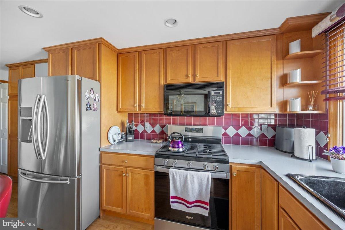 3415 Holyoke Road Philadelphia, PA 19114 - Photo 11 of 37 Charming kitchen with warm wood accents.