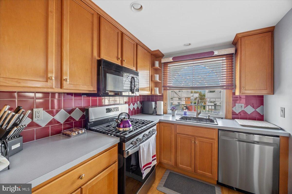 3415 Holyoke Road Philadelphia, PA 19114 - Photo 12 of 37 Charming kitchen with warm wood accents.