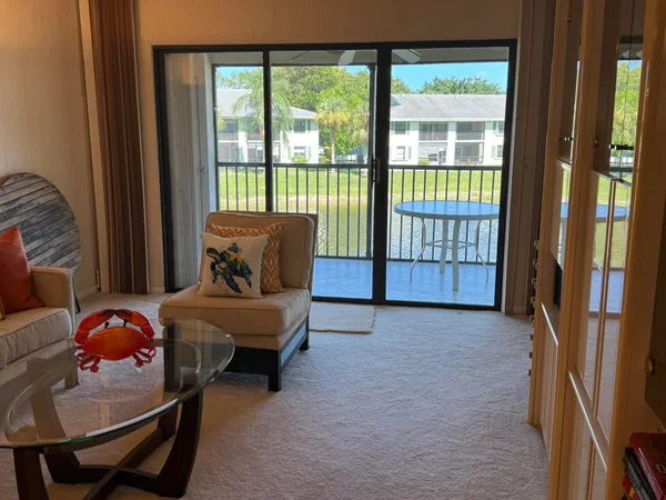 $2,900 | 801 Sabal Ridge Circle, Unit H, Palm Beach Gardens, FL 33418