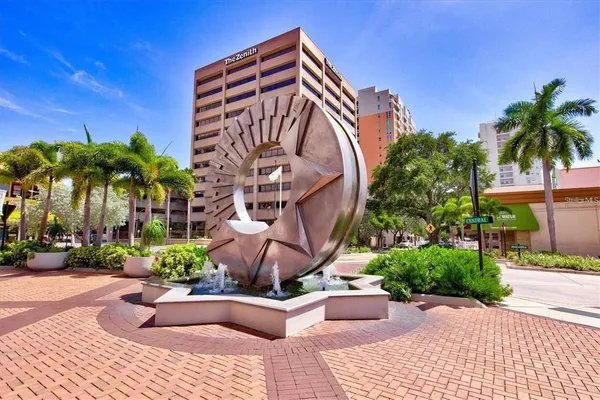 $550,000 | 4616 Leeta Lane, Sarasota, FL 34234