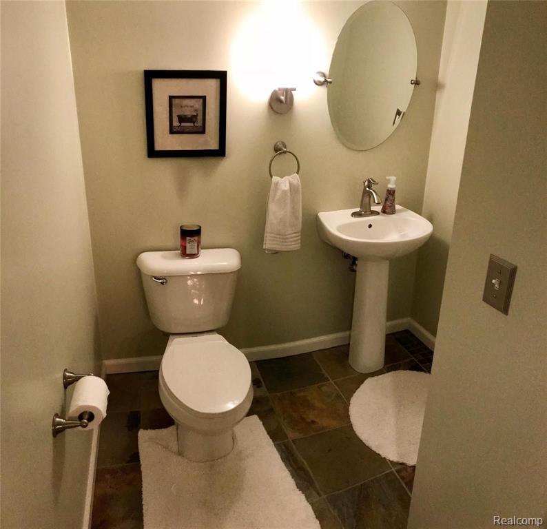 235 Torrent Court Rochester Hills, MI 48307 - Photo 28 of 30