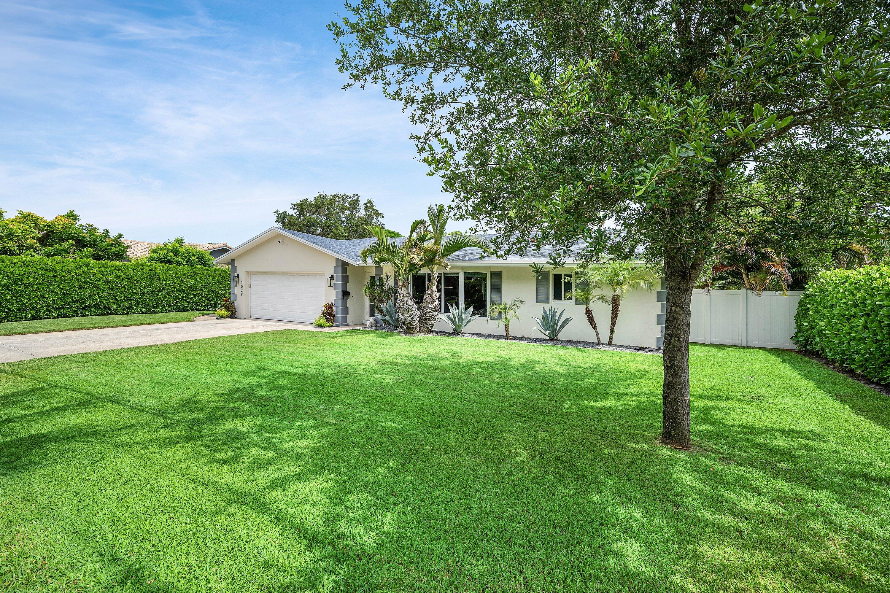 1029 West Palmetto Park Road Boca Raton, FL 33486 - Photo 5 of 43 006-1029WestPalmettoParkRoad-BocaRaton-F