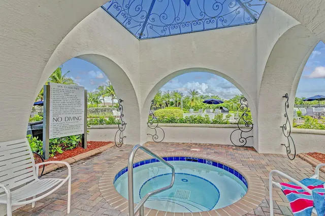 $725,000 | 9858 Shepard Place, Wellington, FL 33414