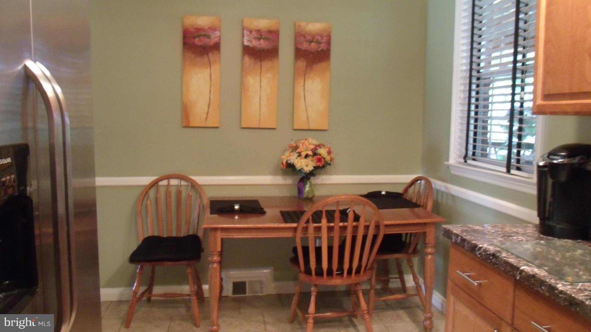 326 Upperlanding Road Baltimore, MD 21221 - Photo 7 of 25 Kitchen
