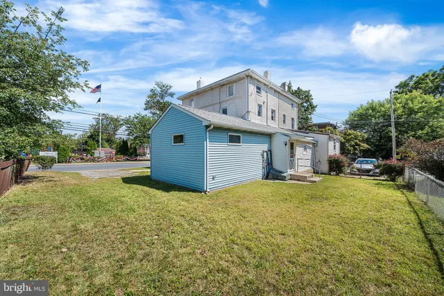 $229,900 | 32 6th Street, Brookhaven, PA 19015