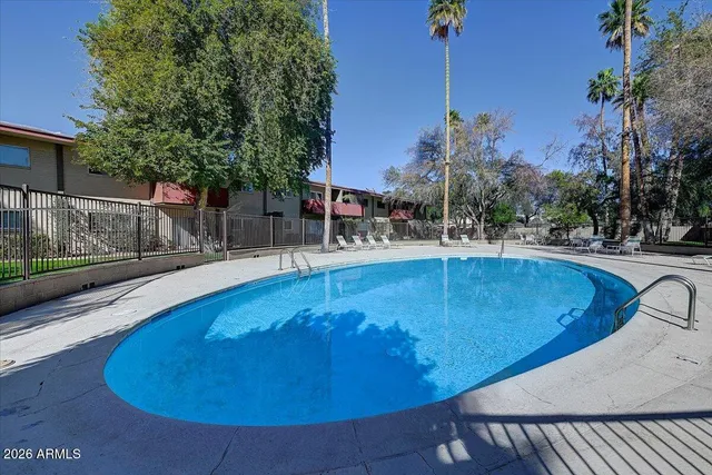 $172,000 | 349 East Thomas Road, Unit E302, Phoenix, AZ 85004