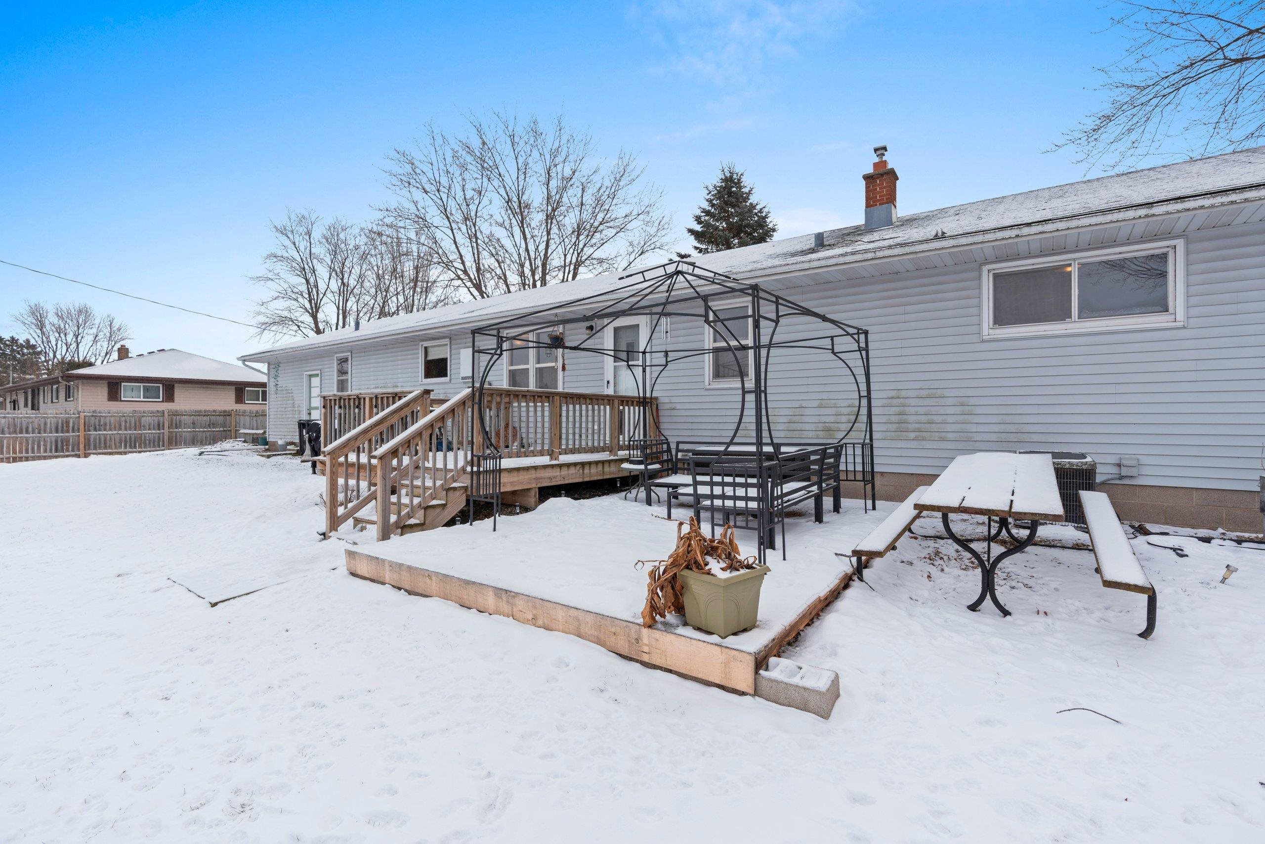 270 Walnut Street Manawa, WI 54949 - Photo 28 of 32