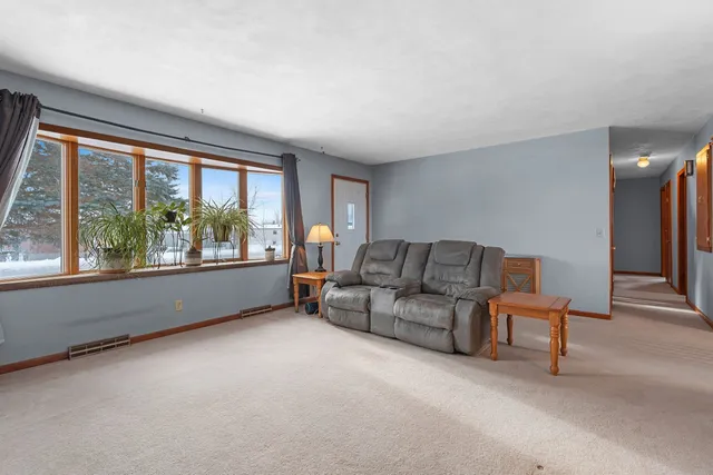 $239,900 | 270 Walnut Street, Manawa, WI 54949