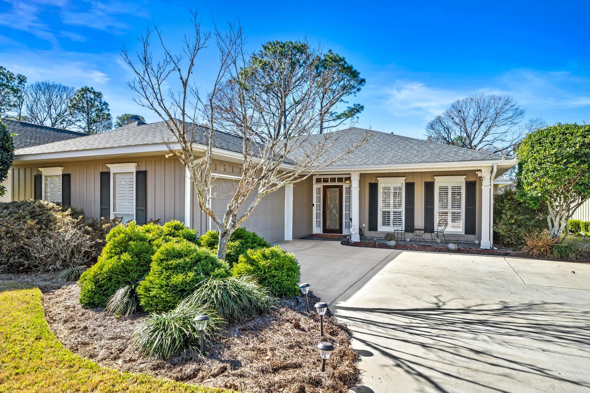 119 Oak Bend Court Fairhope, AL 36532 - Photo 2 of 34