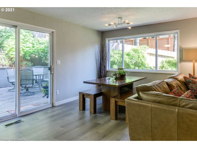 3075 Southwest Raleighview Drive Portland, OR 97225 - Photo 14 of 32 Gallery Image 14