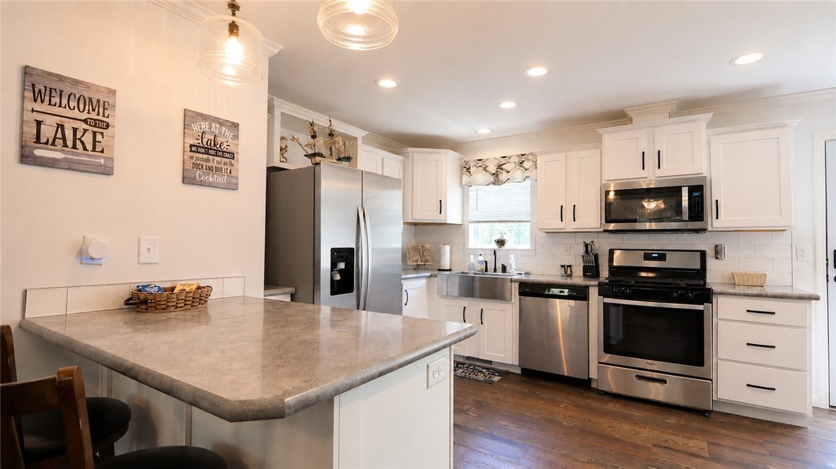 240 Plum Point Road, Unit 16 Milo, NY 14842 - Photo 9 of 48