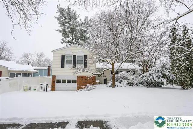 $349,900 | 2529 Hampshire Road, Bethlehem, PA 18017