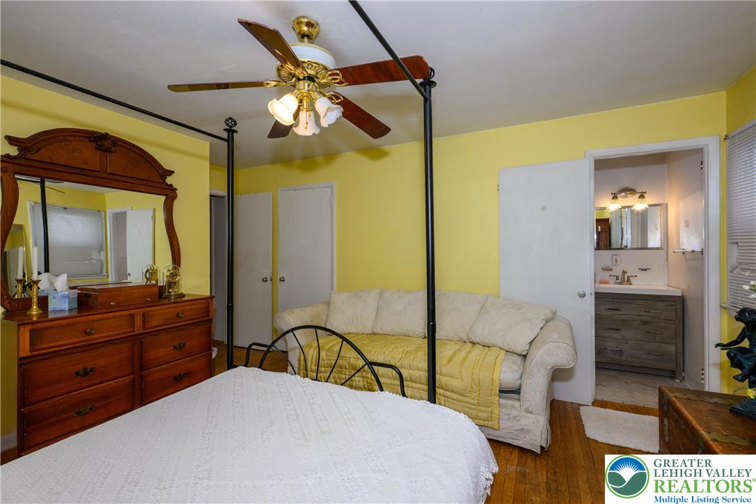 2529 Hampshire Road Bethlehem, PA 18017 - Photo 14 of 30