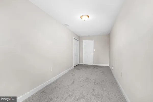 $1,500 | 1605 Clifton Avenue, Baltimore, MD 21217