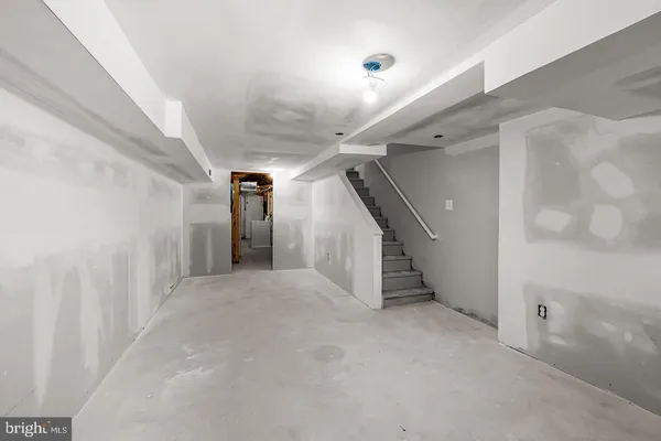 $1,500 | 1605 Clifton Avenue, Baltimore, MD 21217