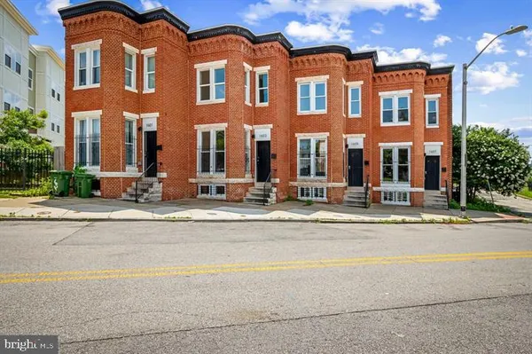 $1,500 | 1605 Clifton Avenue, Baltimore, MD 21217