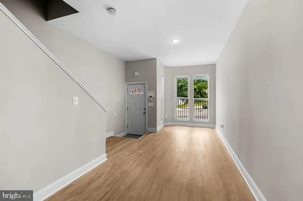 $1,500 | 1605 Clifton Avenue, Baltimore, MD 21217