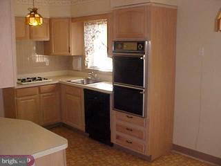 3988 Constance Road Philadelphia, PA 19114 - Photo 5 of 5 Gallery Image 5