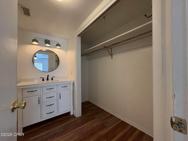 $1,800 | 2100 West Beach Drive, Unit S102, Panama City, FL 32401