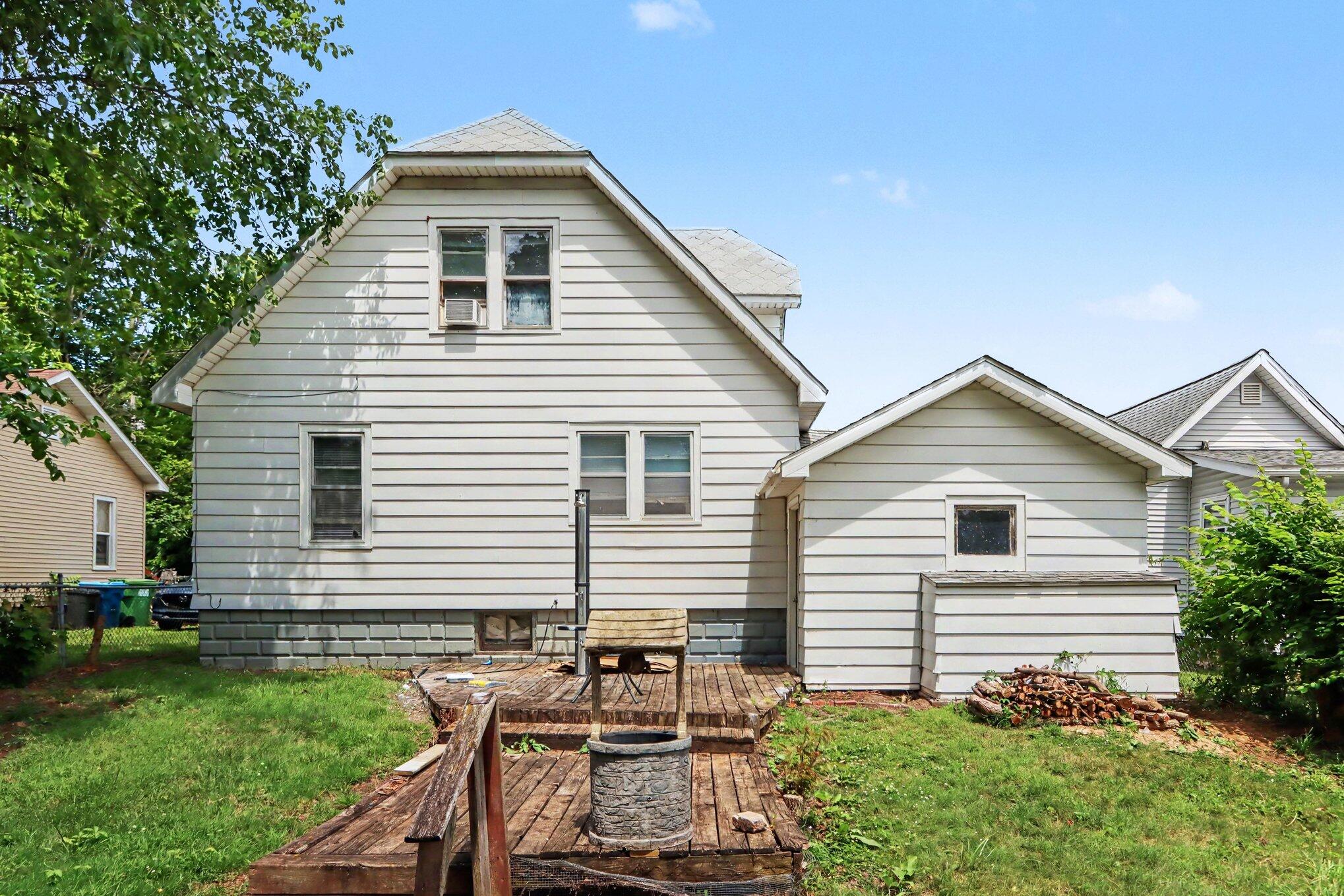 103 Webber Street Battle Creek, MI 49015 - Photo 18 of 20 018_file_3348