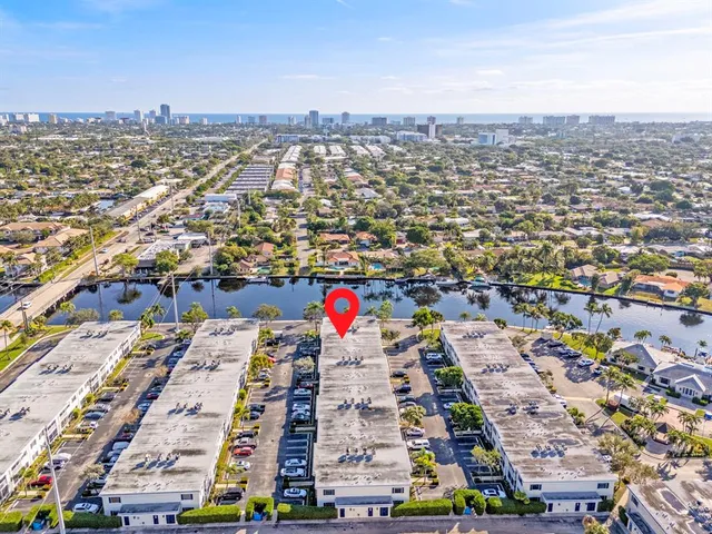 $299,000 | 160 Cypress Club Drive, Unit 604, Pompano Beach, FL 33060