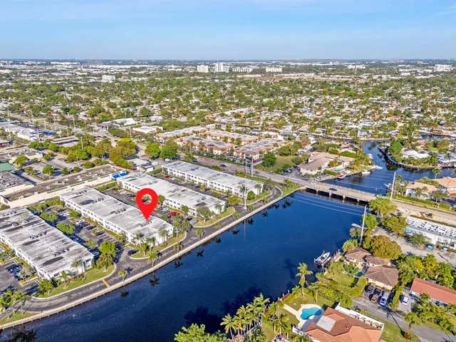 $299,000 | 160 Cypress Club Drive, Unit 604, Pompano Beach, FL 33060