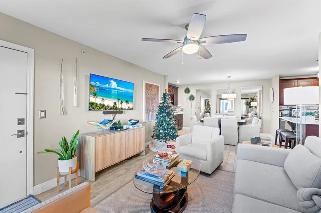 $299,000 | 160 Cypress Club Drive, Unit 604, Pompano Beach, FL 33060