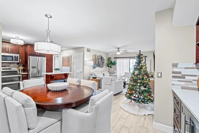 $299,000 | 160 Cypress Club Drive, Unit 604, Pompano Beach, FL 33060