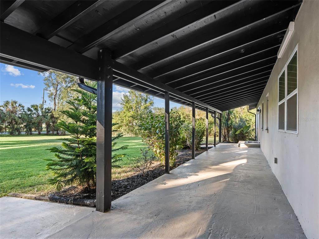 3505 Northeast 97th Street Road Anthony, FL 32617 - Photo 3 of 36