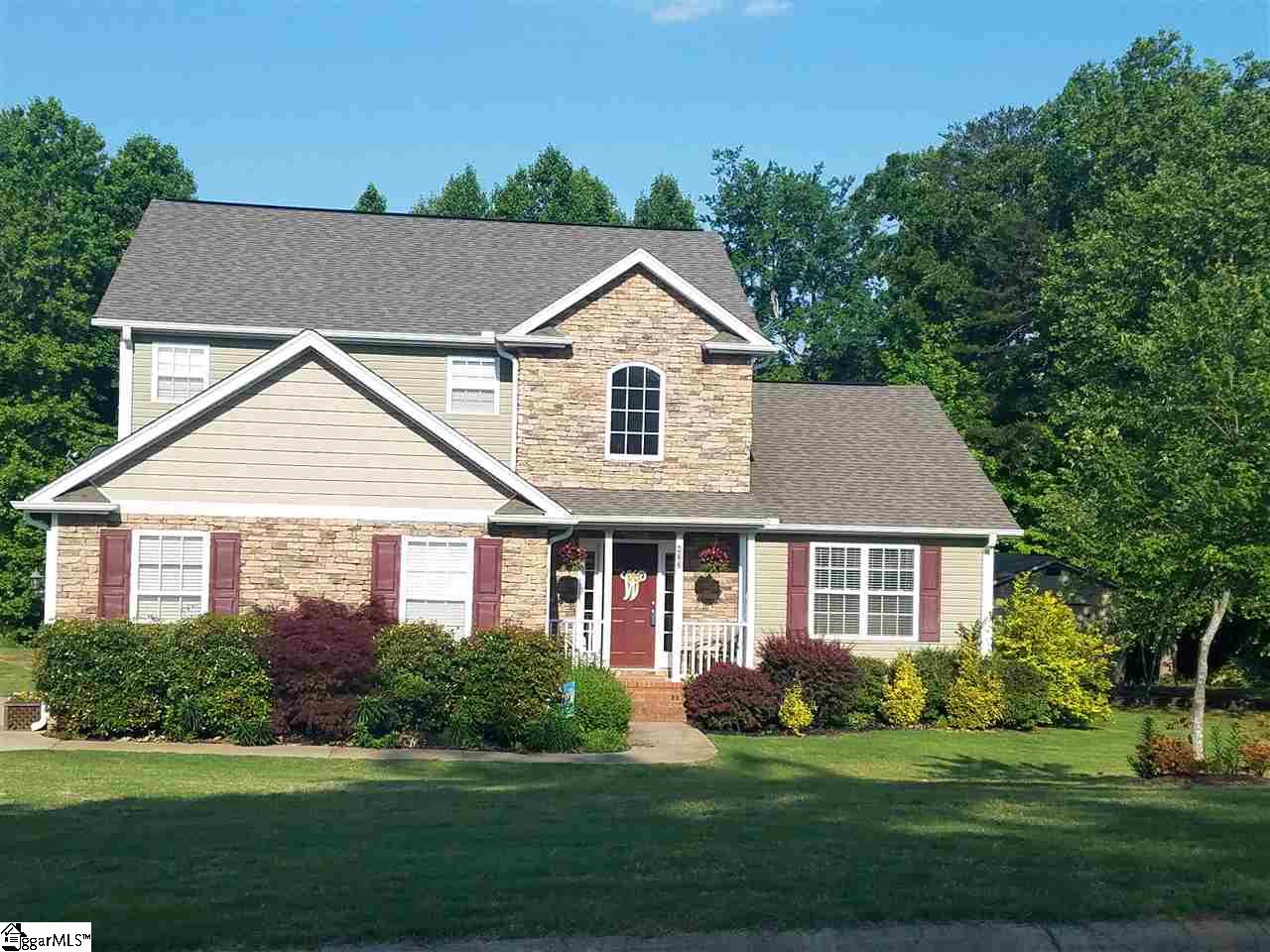 422 Flowerwood Lane Inman, SC 29349 - Photo 1 of 36 Gallery Image 1