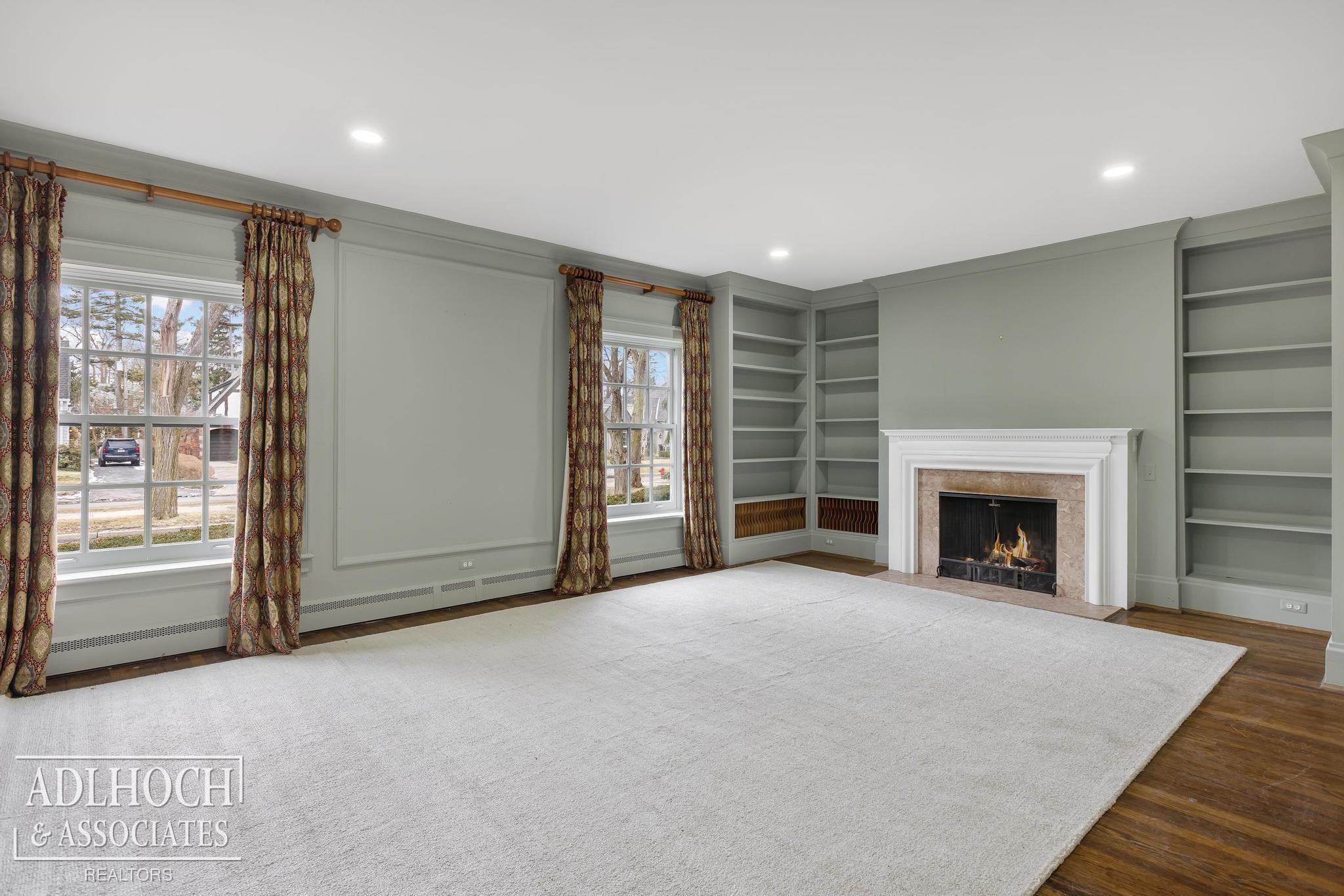 166 Cloverly Road Grosse Pointe, MI 48236 - Photo 28 of 72 50168102-d10a00c2-7e12-4e97-925c-fdf7a381e098.JPG