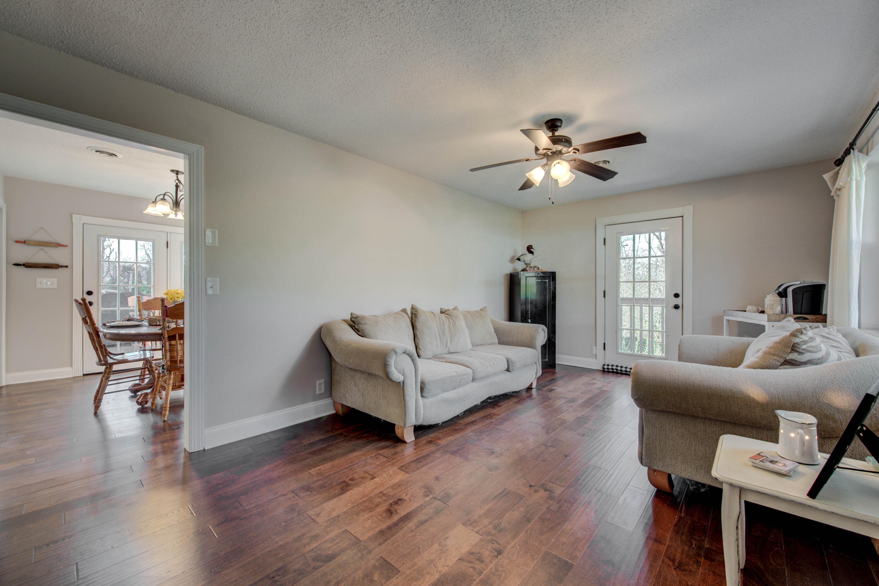 106 Ithaca Lane Oak Ridge, TN 37830 - Photo 4 of 35 4
