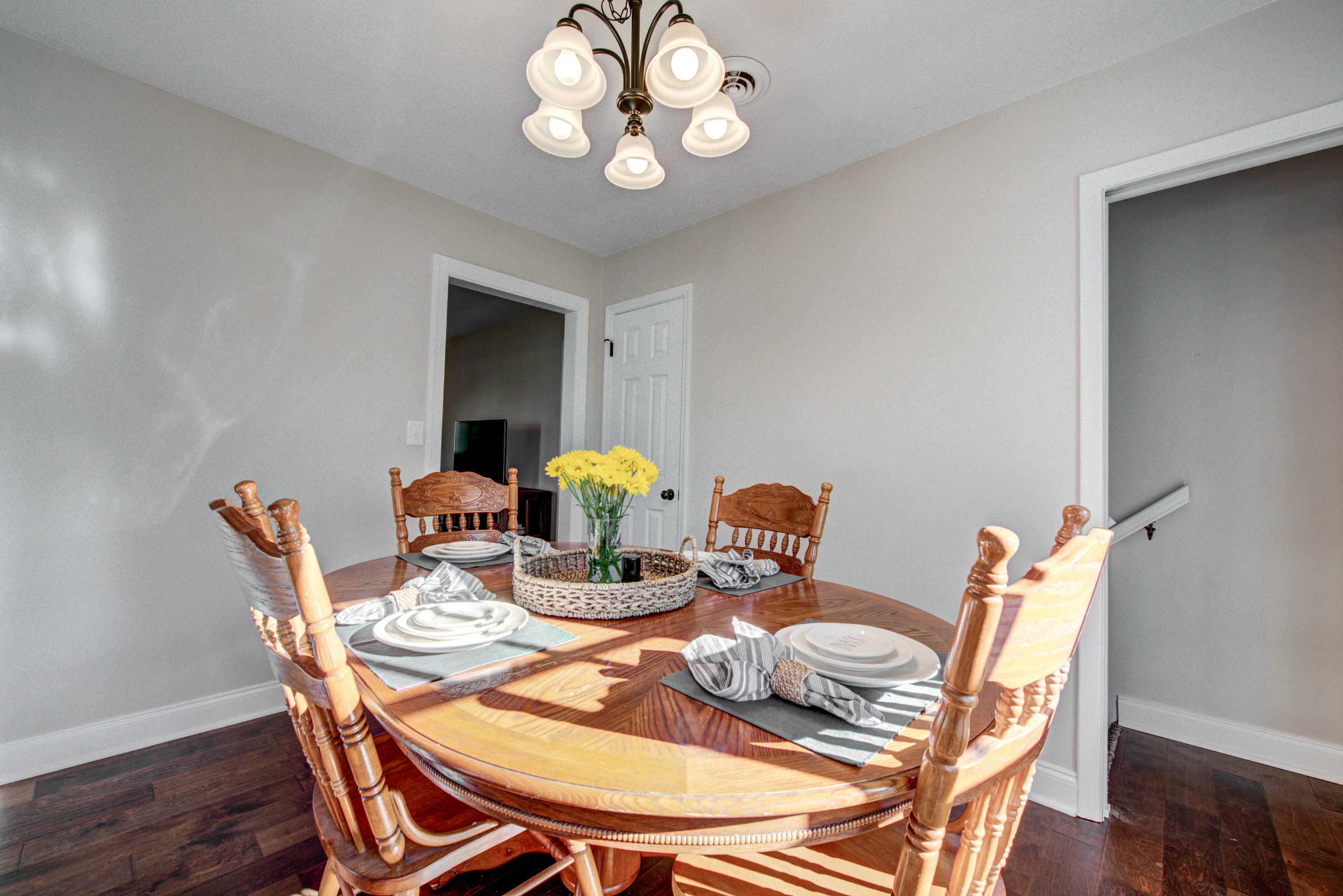 106 Ithaca Lane Oak Ridge, TN 37830 - Photo 8 of 35 8