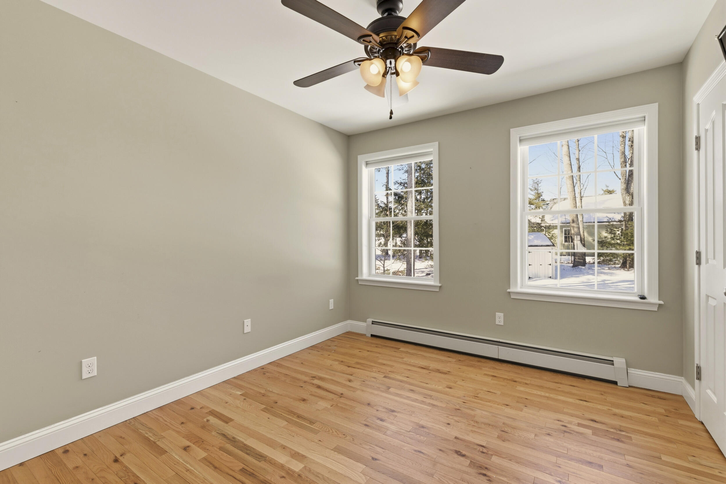 9 Neptune Road Old Orchard Beach, ME 04064 - Photo 18 of 28 Bedroom 3